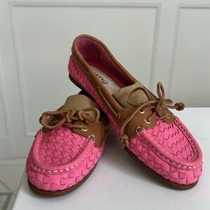 Sperry leather boat shoes slip on
